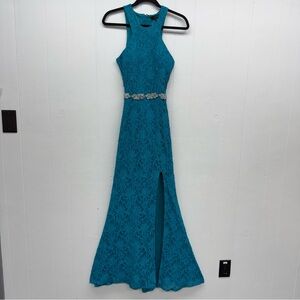 City Triangles Teal Lace Formal Dress Size 3